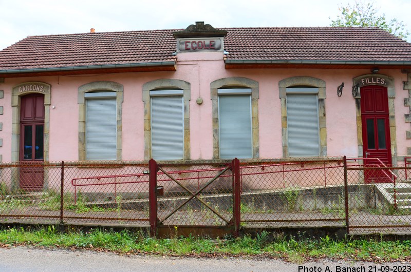 Ecole du Rhien