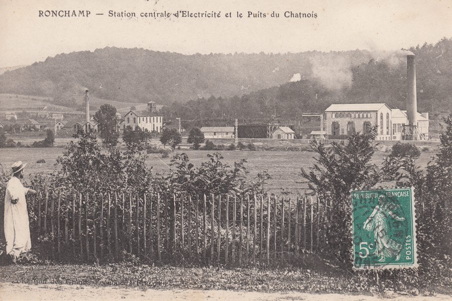 Centrale électrique et le puits