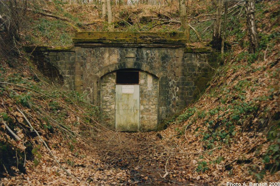 Entrée du tunnel du puits Arthur