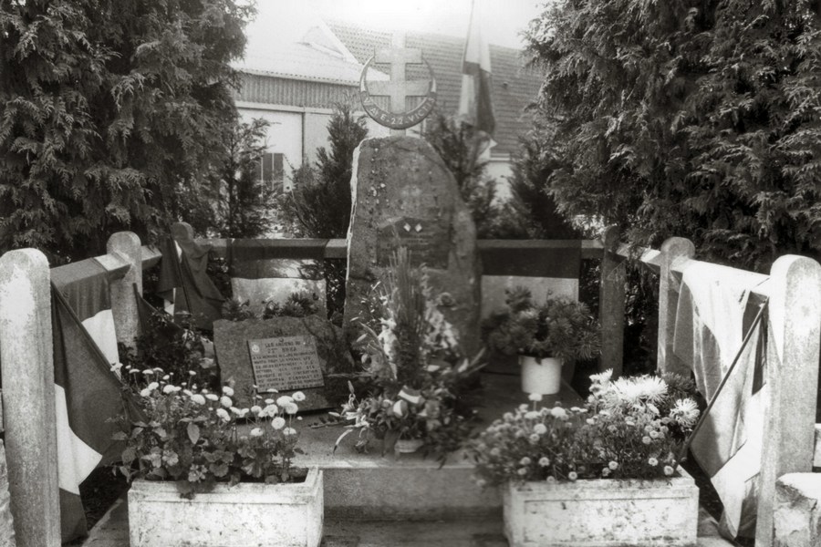 La stèle du 22e BMNA