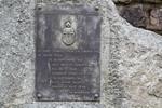 Plaque de la stèle