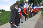 Porte-drapeaux prêts