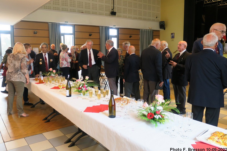 L'apéritif offert par la municipalité