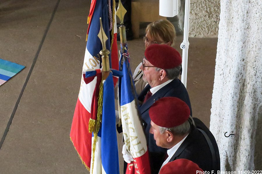 Les porte-drapeaux